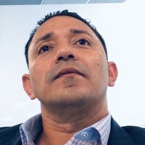 Meet your Posher, Eddy